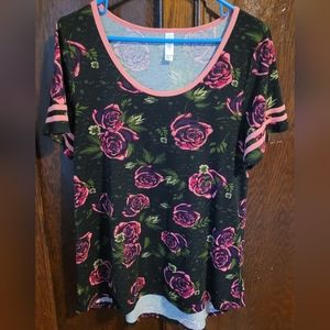 LulaRoe Classic T